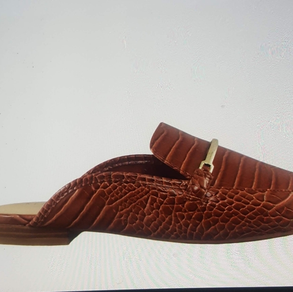 Kelly & Katie Oana Mule - Picture 3 of 7